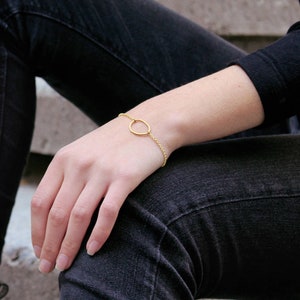 Minimalist bracelets for women circle bracelet simple gold bracelet everyday chain bracelet brass jewelry perfectly imperfect - Topo B. 5