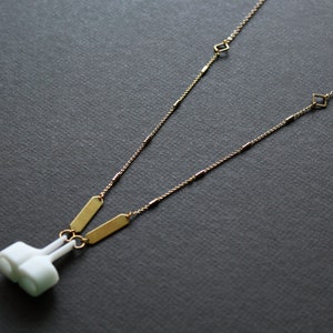 Anti-lost earpods chain modern geometric, bluetooth ear bud necklace holder, gold lozenge no-loss earphones strap lanyard cord - Frankie