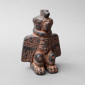 Handmade Pre Columbian Shaman Condor Idol, Pre Inca Andean Tribal Art, Ceremonial Tiwanaku Pottery, Peru Bolivia Black Sculpture