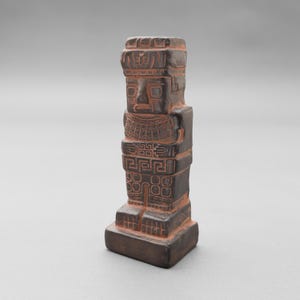 Handgemaakte monoliet, pre-Columbiaans Andes-sjamaanbeeld, Inca Tiwanaku-aardewerk, Peru-Bolivia-sculptuur