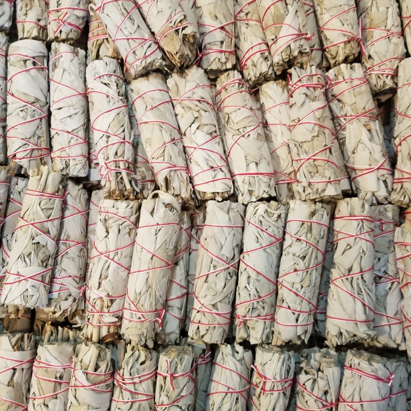 Smudge Sticks Near Me Explore the Magic of Handcrafted Smudge Sticks