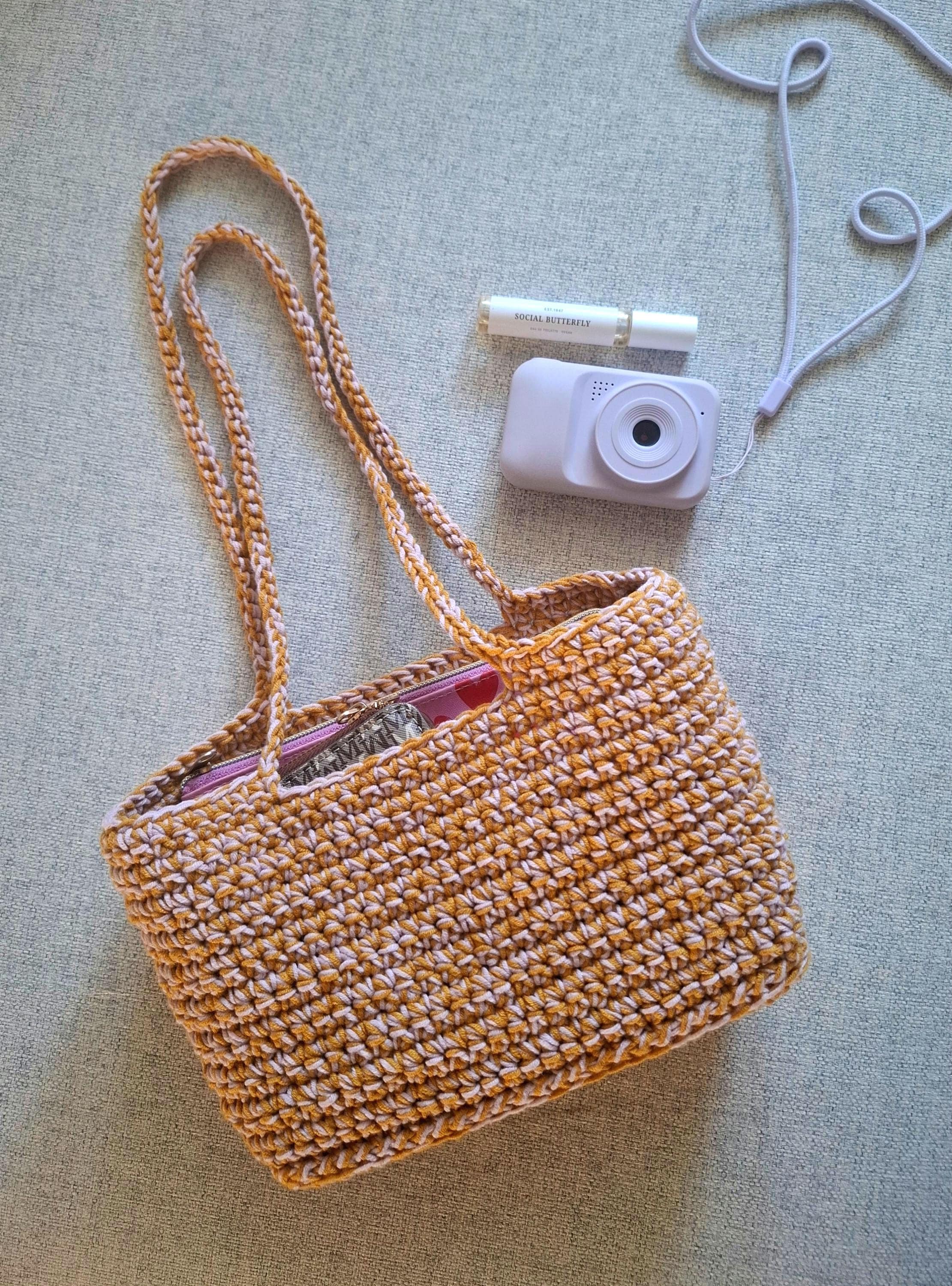 40 Crochet Shoulder Bags with Crossbody Bags, Tote Bags, and Bucket Bags 15 Shoulder bag English