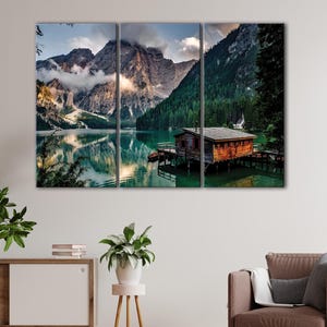 Quadro su tela raffigurante il Lago di Braies, 5 pannelli, grande tela raffigurante la natura italiana, 3 pannelli per la decorazione del soggiorno, stampa naturalistica, regalo per papà