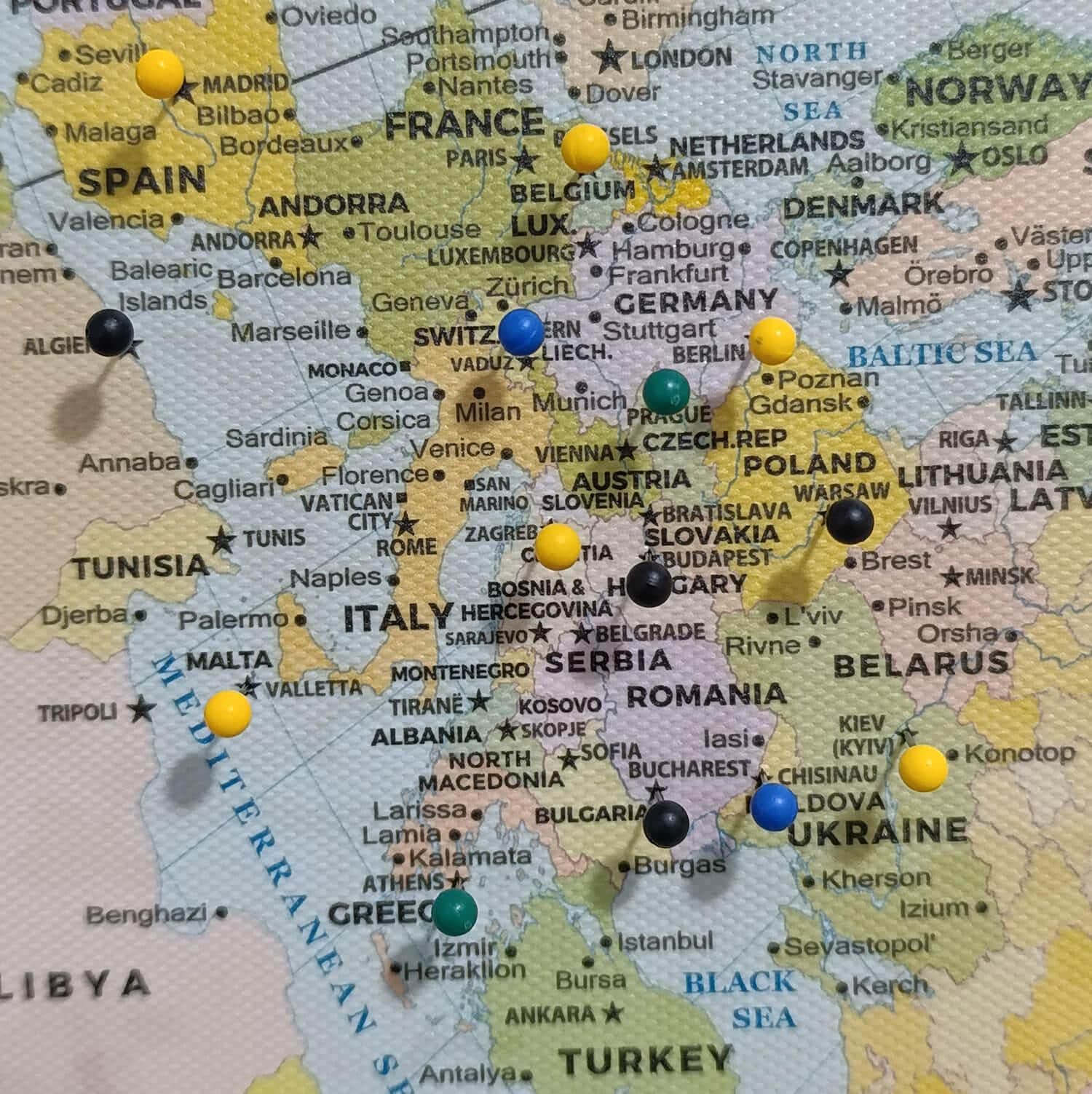 Authagraph Push Pin World Map: Personalized Classic Travel Tracker Gift ...