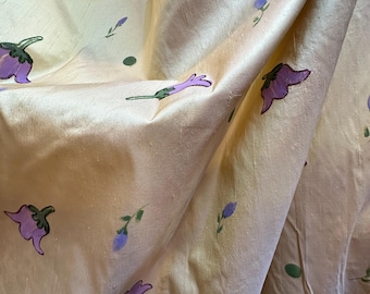 Silk shantung in cornsilk hue.  Hand painted floral with embroidered accents.