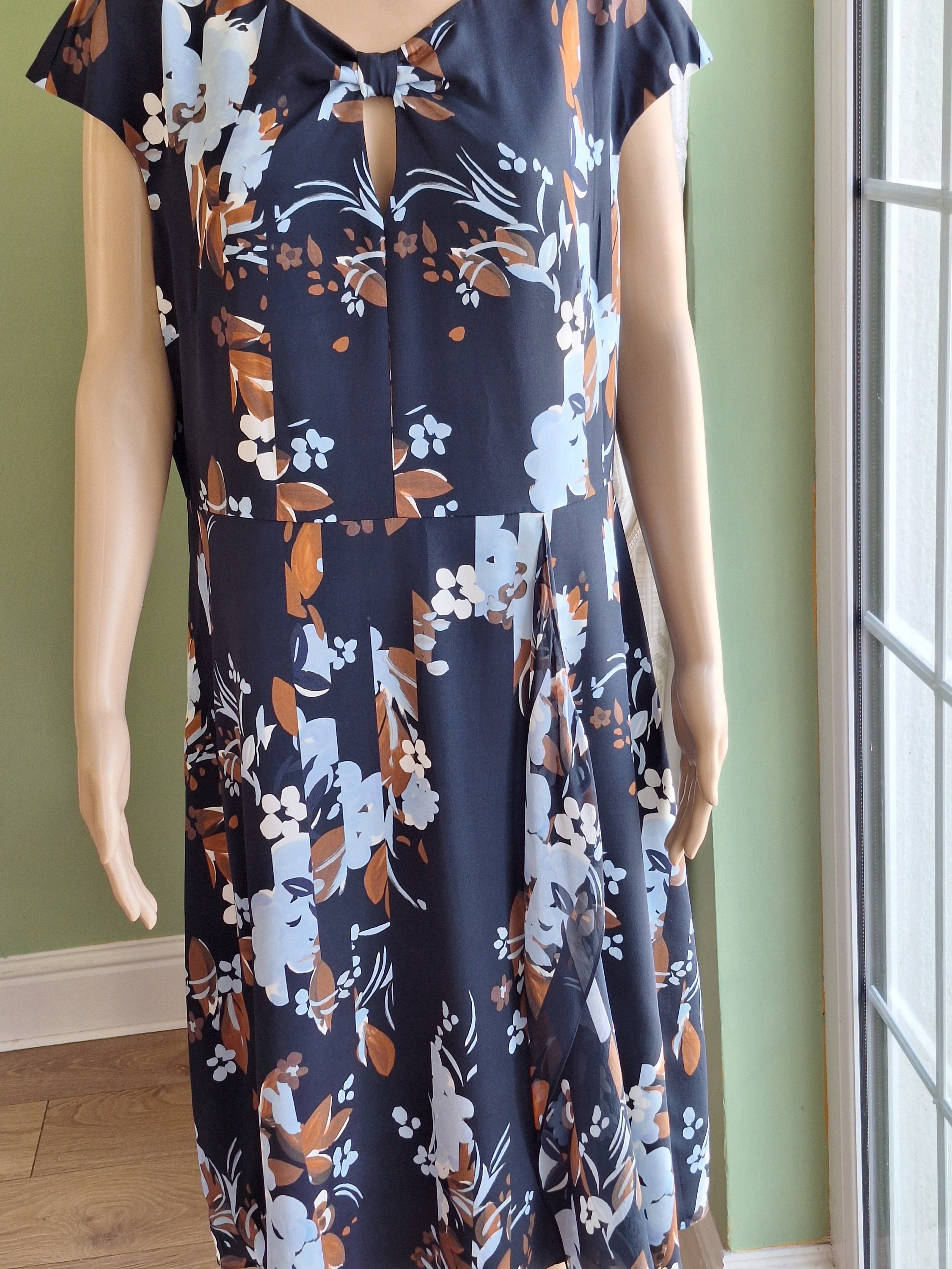 St john silk dress sales