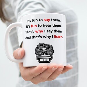 Taza de pitón de 9 kg de MacGruber / Taza con cita divertida de película / Regalo para fans de culto