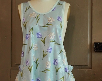 XS- 5X No Ties Apron in Tulips Print- Size Small 42" Long