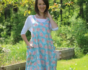 XS- 5X No Ties Apron in Pink Roses on Blue Print