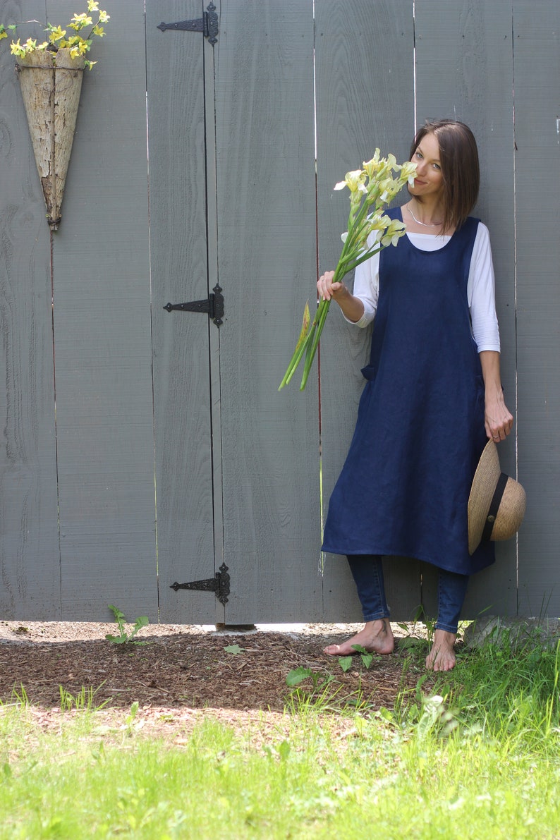 XS-5X No Ties Apron in Indigo Flax Linen image 5