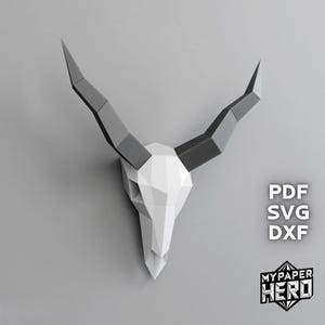 Cráneo de antílope en papel 3D, plantilla de cráneo en 3D, PDF SVG digital, cráneo animal de baja poli, arte de pared, papel artesanal, kit de papel artesanal, pepakura
