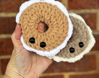 No-Sew Plush Bagel with Cream Cheese Crochet Pattern Market Mini PDF