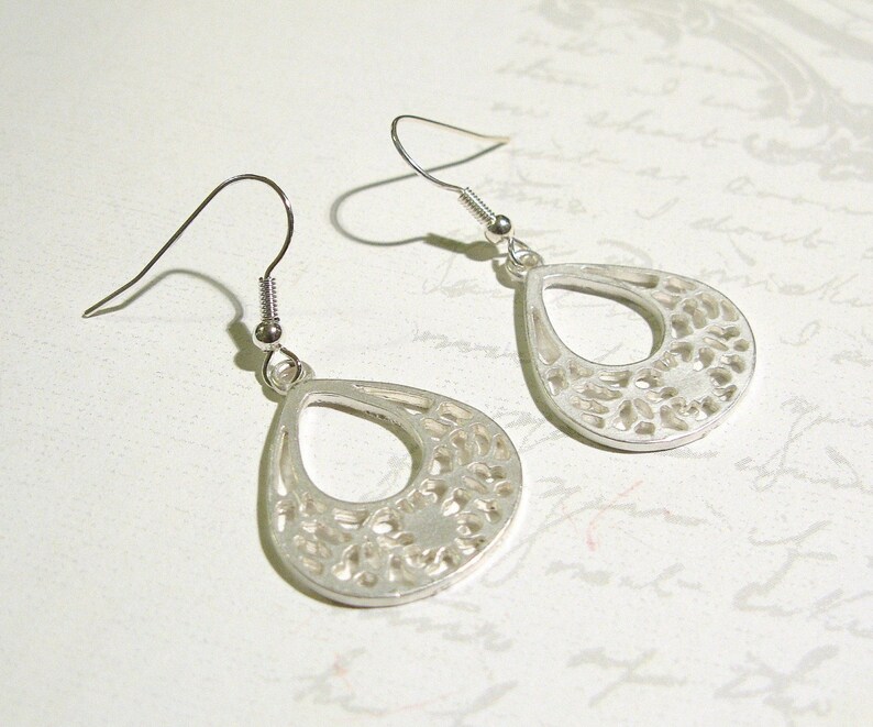 Elegant Tear Drop Filigree Silver Metal Earrings image 1