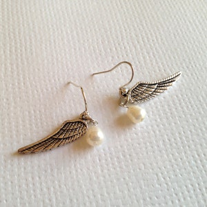 Fresh Water Pearl Angel Wings Earrings, Pearl Earrings, Wedding Earrings, Bridesmaid Earrings, Cute Earrings, BFF Gift, Angel Earrings