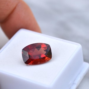 5.10 Carat Cushion Cut Oregon Sunstone