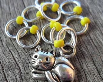 Small Snag Free Knitting Stitch Markers Anti Tarnish Silver Tone Curled Up Kitty Cat Yellow Seed Beads Fits Needles Up To 4.5mm