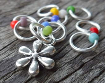 Small Snag Free Knitting Stitch Markers Silver Tone Flower Charm Mixed Bouquet Seed Beads Fits Needles Up To 4.5mm