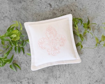 Embroidered Lavender Sachet - French Linen Sachet - Fleur de Lis Sachet - Lavender Drawer Bags