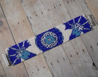 Bracelet: Blue & White Peyote Stitch, Iznik-Inspired, Magnetic Tube Clasp