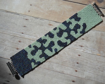 Bracelet: Inkblot Design in Mint Green & Matte Black AB Peyote Stitch