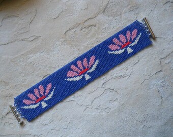 PATTERN: 2-Drop Even Count Peyote Stitch Bracelet, '"Lotus", 4 Colors