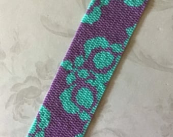 Bracelet: Stylized Floral Motif, Turquoise & Light Purple, Peyote Stitch, Magnetic Tube Clasp
