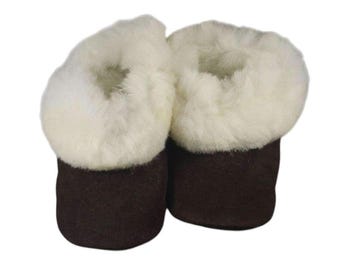 Andean Peruvian unisex Alpaca Fur Slippers- Handmade  Fuzzy Brown Slippers