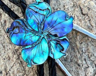 Hand Carved Abalone Flower Bolo Tie – Iridescent Paua Shell Floral Bola, Western Wedding, Alternative Black Tie, Ocean Inspired Statement