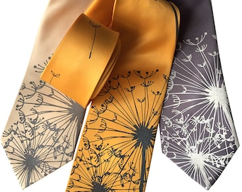 Dandelion Necktie, floral print tie. Dandelion wish, dandelion seed. Best man gift, for him, garden wedding, tie with flowers, groom's tie