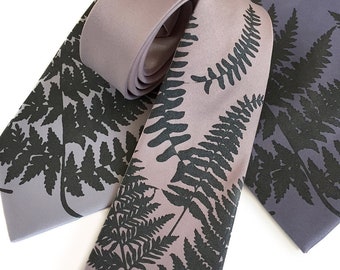 Fern leaf Tie. Botanical print, men's necktie. Skinny tie, or wide tie. Floral tie, foliage, leaf print tie. Outdoor wedding, groomsmen gift