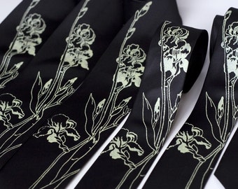 6 Groomsmen Gift Ties, Wedding Neckties. Set of 6 matching ties. Wedding tie set, floral ties. Personalized, custom color ties for weddings