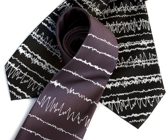 Brainwaves Necktie, Neuroscience gift, sleep cycles tie. Neuroscience, Joy Division fan, Unknown Pleasures, medical Student, science teacher