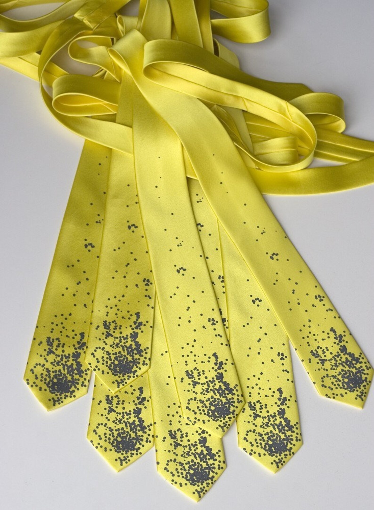 champagne gold necktie