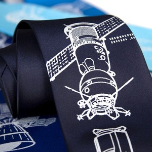 NASA Tie, Apollo Soyuz Necktie. Apollo Program, Cyberoptix ties, astronaut, cosmonaut, USSR, Yuri Gagarin, rocket scientist, science teacher