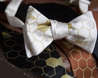Honey Bee bow tie, self tie men's bow tie. Save the bees! Silkscreened bee hive, honeycomb. Rustic wedding groomsmen gift, bow tie for groom