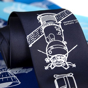 Apollo Soyuz, NASA clothing Soviet Russia / silk tie, space gift. NASA Yuri Gagarin, Astronaut, Cosmonaut, space race, boyfriend gift image 3