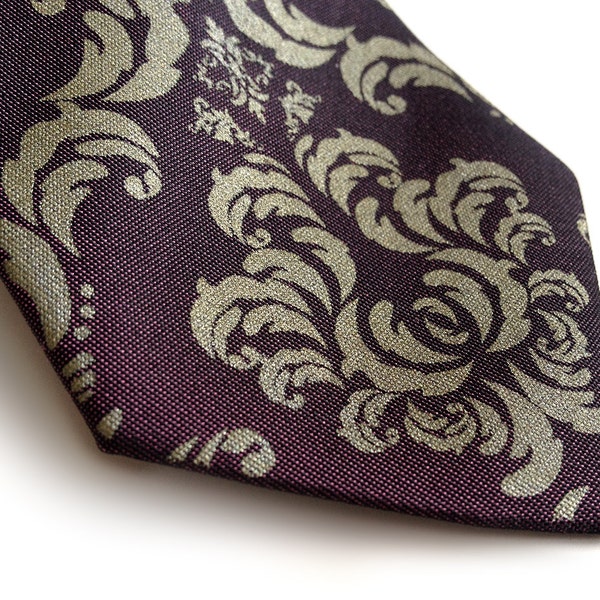 Damask Silk Tie. Aubergine purple, madison damask. Modern tie, narrow tie, deep purple wedding tie, purple and gold, shot silk necktie