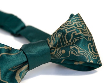 Circuit Board Bow Tie. Circuit board print men's bow tie. Computer science gift geek chic bowtie IT guy. Freestyle & adjustable real bow tie