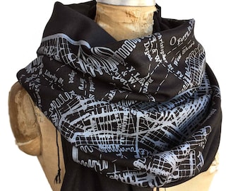 New York City Map Scarf, Subway map print fringed scarf. Bamboo pashmina. Vintage NYC map. Manhattan, Brooklyn, wall street gift