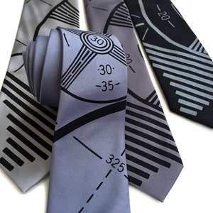 TV Test Pattern necktie. Television broadcast sign off men's tie. Television producer, tv writer gift. TV reviewer. Nostalgia fan gift. image 3