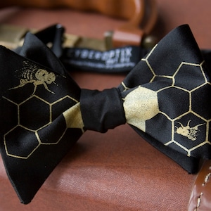 Oh Honey bow tie, self tie. Silkscreened honeybees. Men&#39;s black beehive and honeycomb necktie, gold print.
