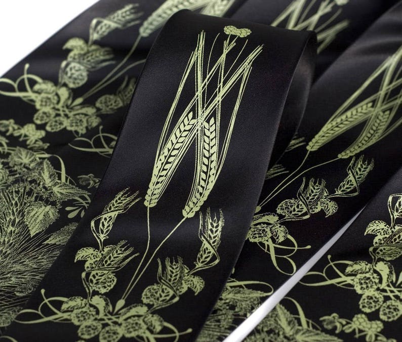 Beer Necktie. Hops, Barley & Wheat print tie. Beer lover, brewer men's tie. Craft beer brewer, home brewer, herbal healer, beer drinker gift black