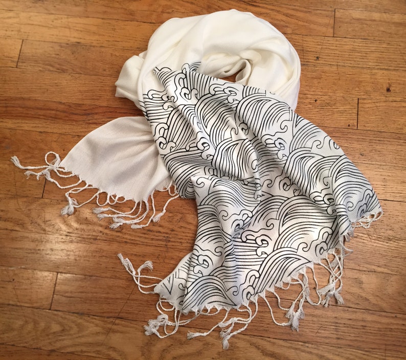 Crashing Waves scarf. Japanese textile motif pashmina. Bamboo pashmina. Mother of the bride gift, bridesmaid gift. Sea, ocean waves, beach navy on cream