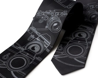 Camera Tie, SLR camera necktie. Mens black tie. Old film cameras, wedding photographer gift, filmmaker, photo teacher, photojournalist