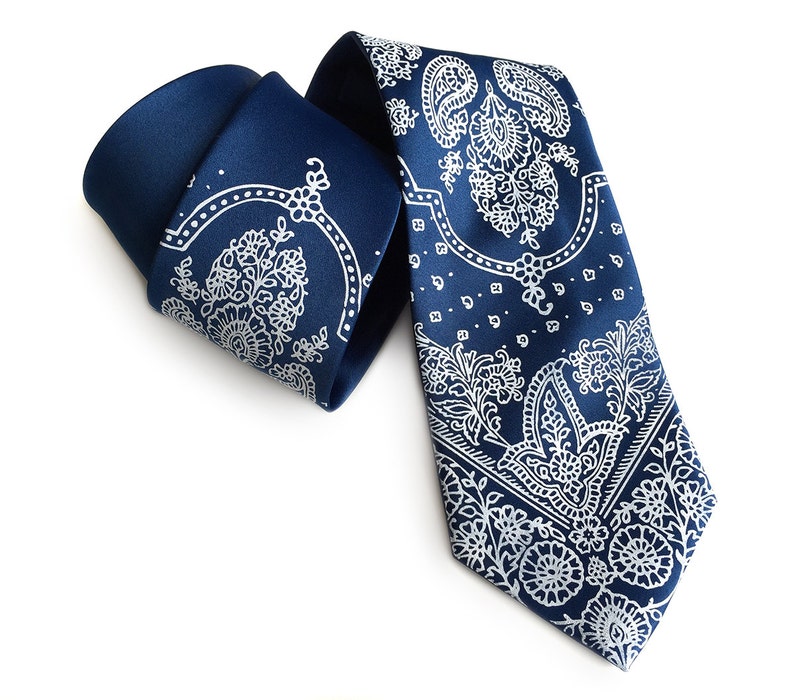 bandanna neck tie