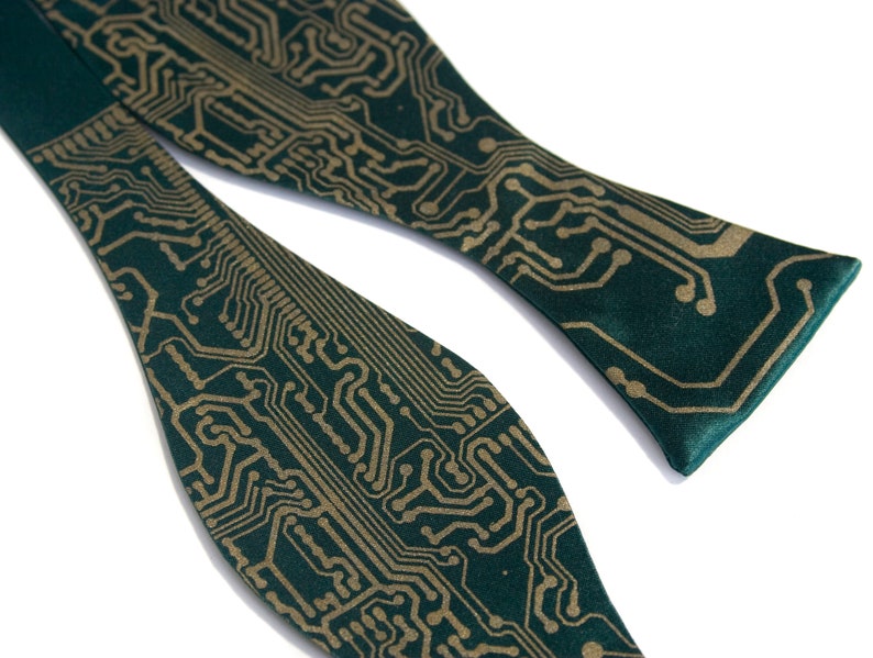 Circuit Board bow tie, self tie bow tie. Computer science graduation gift, creative black tie, geek wedding bow tie, winter formal, prom image 9