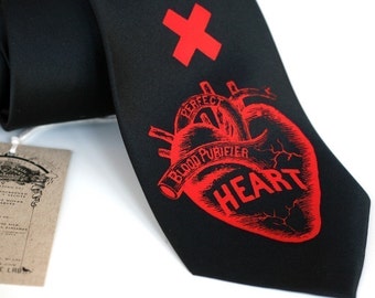 Cuello anatómico del corazón. Regalo de cardiólogo, regalo médico del corazón, regalo de amor para los hombres. Impresión roja en negro. Corbata de ataque cardíaco, escuela de medicina