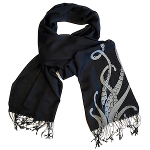 Octopus Tentacles Scarf. Sucker Print pashmina, Cthulhu, Lovecraft fan gift. Linen weave pashmina, hand screen printed. Choose black & more.