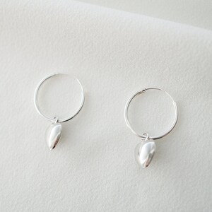 Tiny Silver Hearts on Silver Hoop Earrings Coeur // Gifts for her // Minimalist jewelry // Heart Jewelry image 3