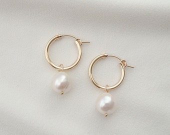 Pendientes de aro de oro perla redonda (Kai) // Pendientes de novia // Pendientes hechos a mano // Joyería de boda